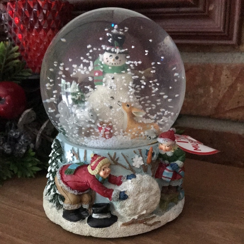 Rare Vintage Christmas Musical Snowman Snow Globe